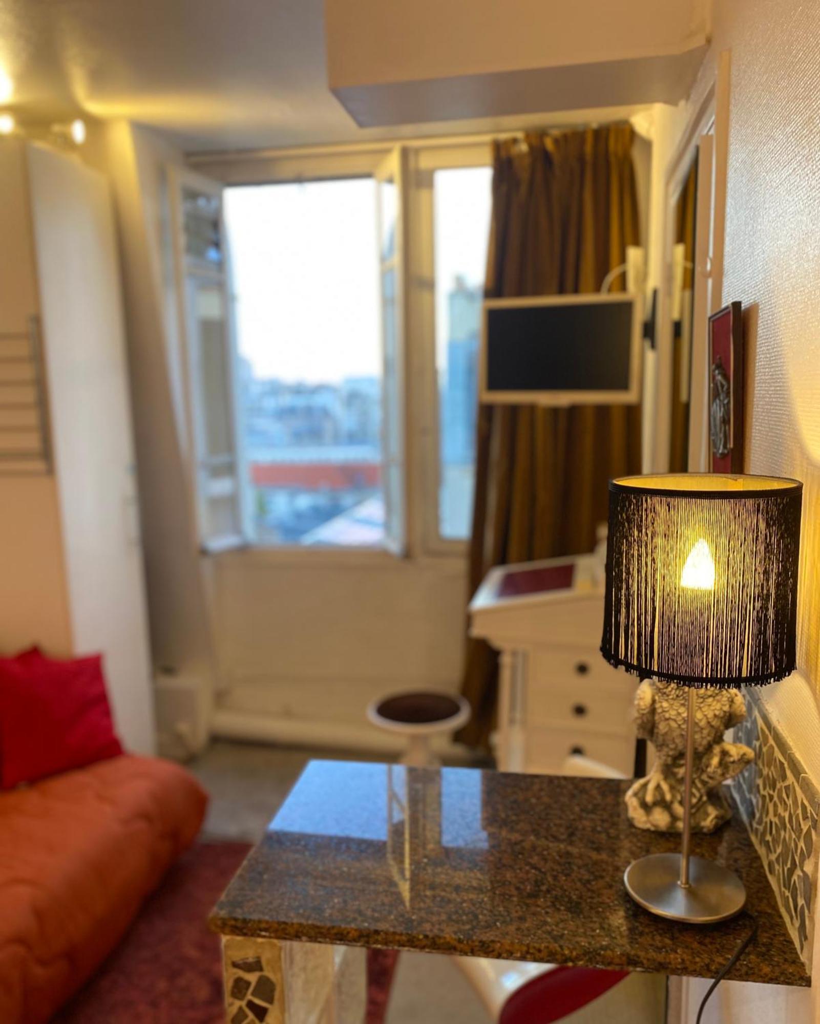 Studio Chic Paris Tour Eiffel Near Eiffel Tower 7Th Floor Εξωτερικό φωτογραφία